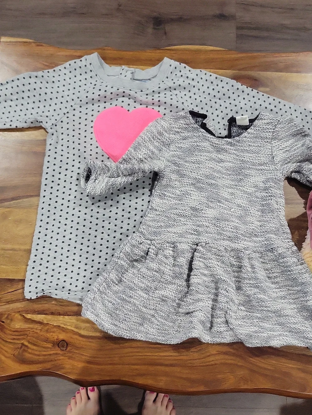 Girls' Casual Grey Polka Dot & Knit Heart Dress Set - Pink Accent